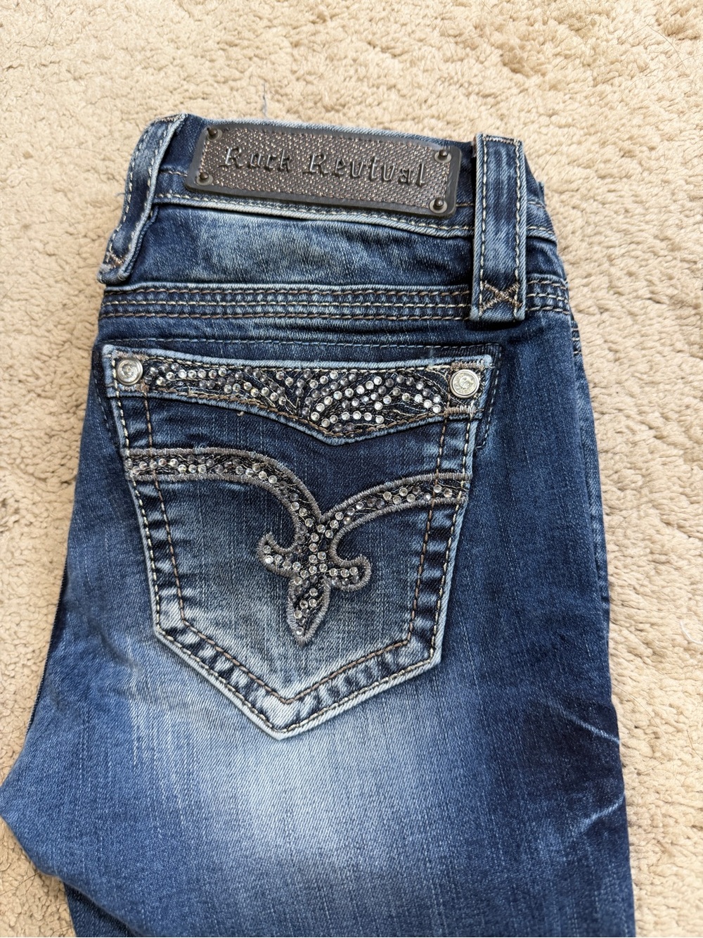 Rock Revival Jeans Womens Size 25 Vivian Straight Y2K Blue Rhinestone Pockets - Picture 2 of 9